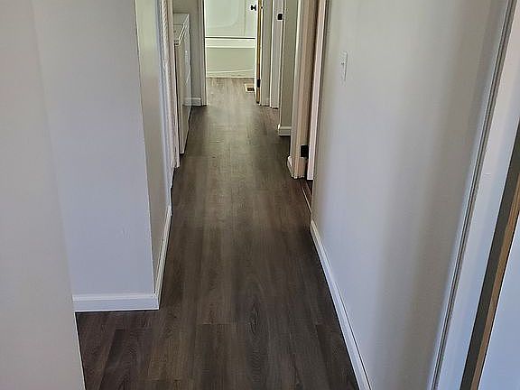 5th image of 1017 S Eastview Dr