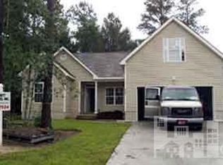 909 Woodridge Ct, Leland, NC 28451