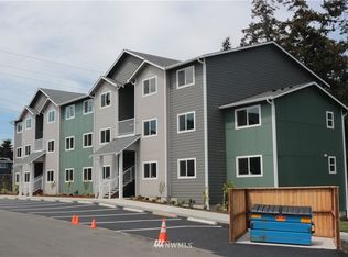 1621 SW Mulberry Place D203, Oak Harbor, WA 98277
