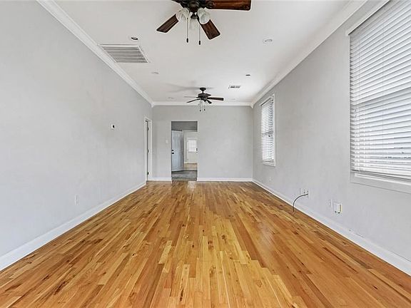 5th image of 5219 Mandeville St