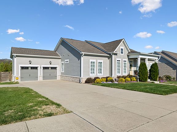 3rd image of 1112 Princeton Hills Dr