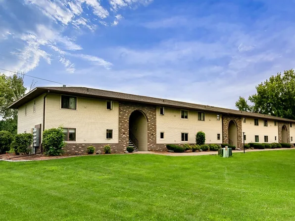 1735 Maricopa Dr APT B, Oshkosh, WI 54904