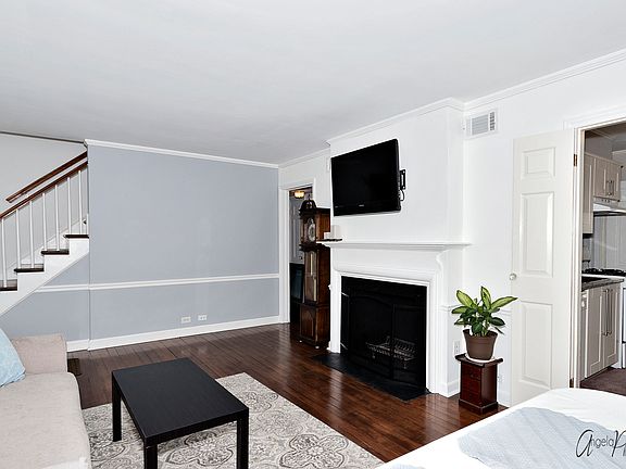 5th image of 145 Coolidge Ave
