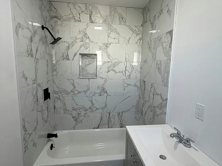 4126 E Burns Ave — Photo 3