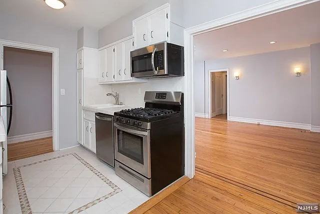 100 E Palisade Ave #B33-52 photo 1
