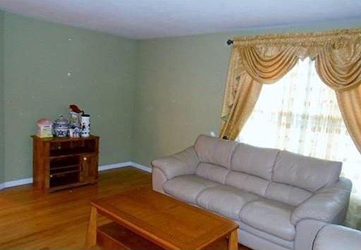 3rd image of 60 William Ave