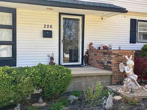 2nd image of 226 Virginia Ave