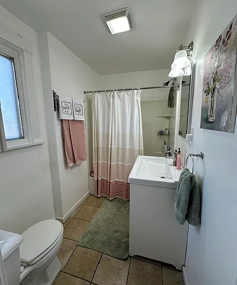 583 Neeb St — Photo 9