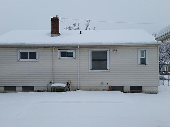 2nd image of 16167 Ashland Dr