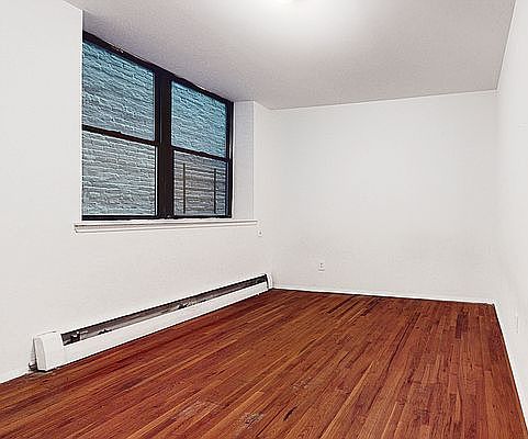 5th image of 243 W 116th St #3A