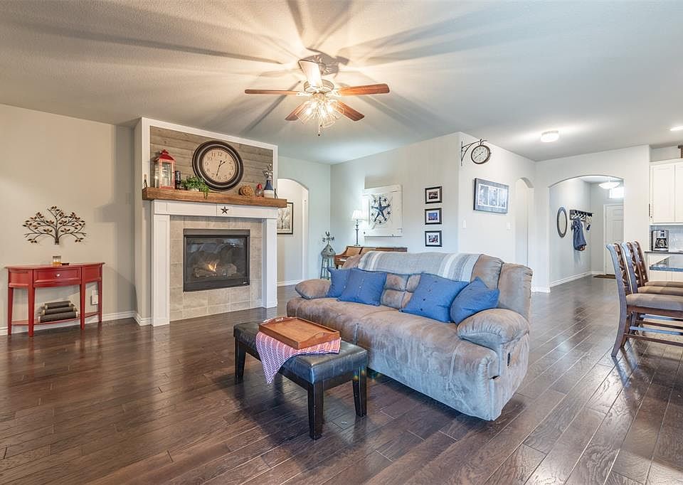1st image of 11833 Tuscarora Dr