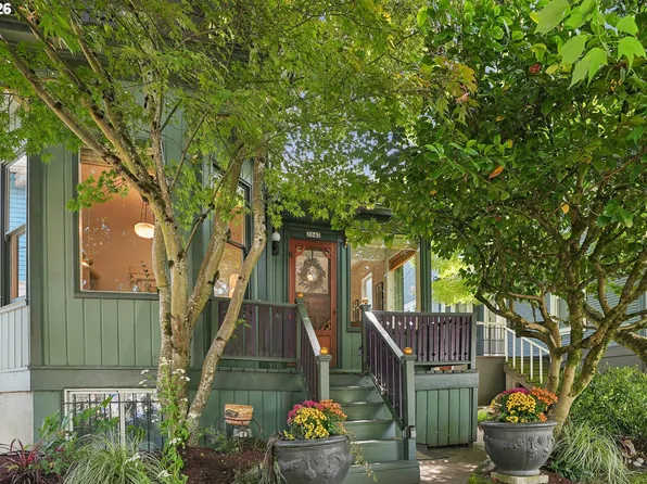 2042 SE Ankeny St, Portland, OR 97214