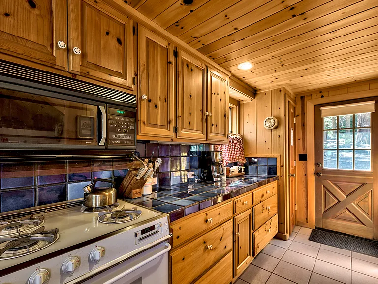 4305 Old Mountain Rd — Photo 10