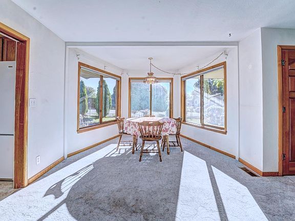 3rd image of 455 E Scenic Dr