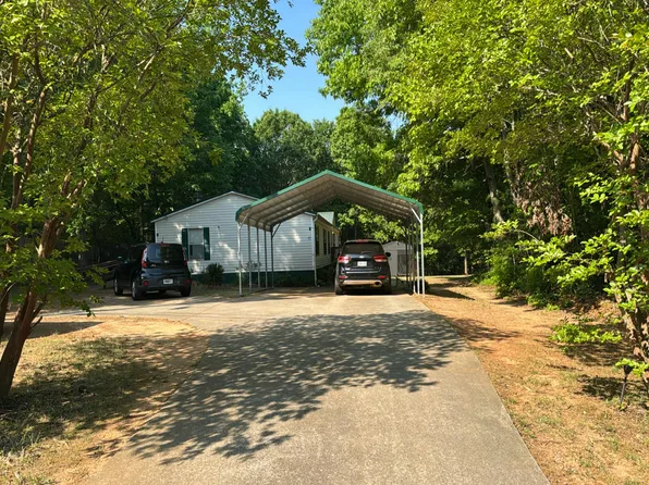 2049 Forest Acres Cir, Athens, GA 30601
