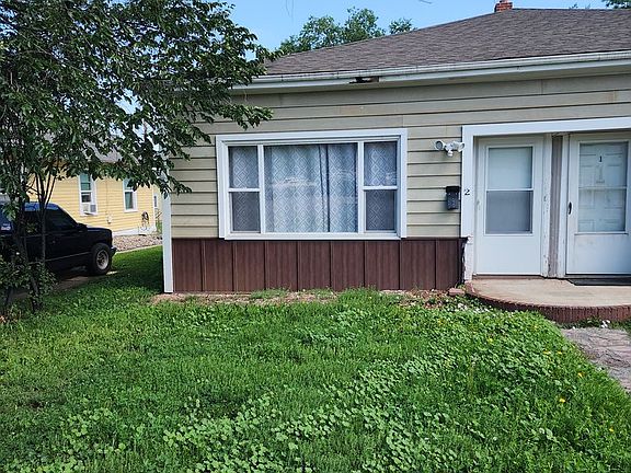 2nd image of 410 Quincy St #2