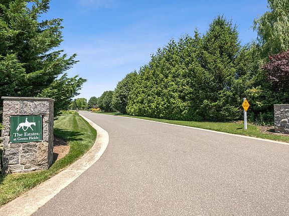 2nd image of 16 Evergreen Way