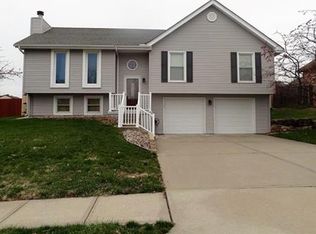 504 NW 72nd Ter, Kansas City, MO 64118