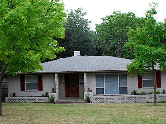 2nd image of 717 Winchester Dr