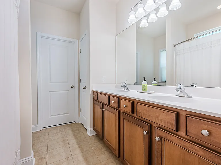 5168 E Liberty Park Cir — Photo 14