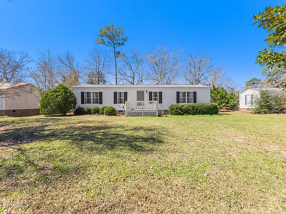 3rd image of 1553 White Oak Drive SW