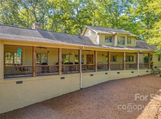 246 Blackbird Ln, Tryon, NC 28782