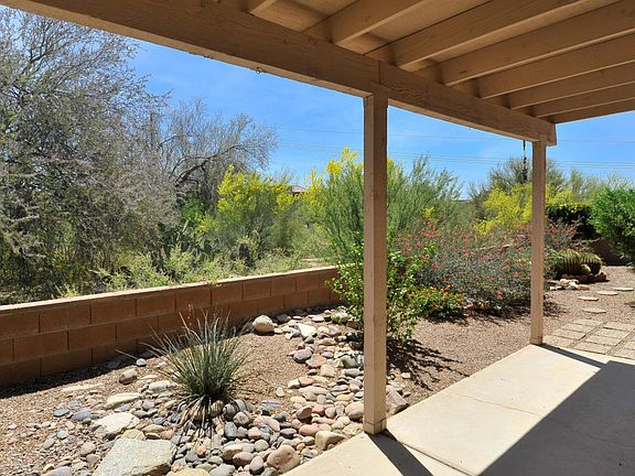 4th image of 8424 N Winchester Creek Dr