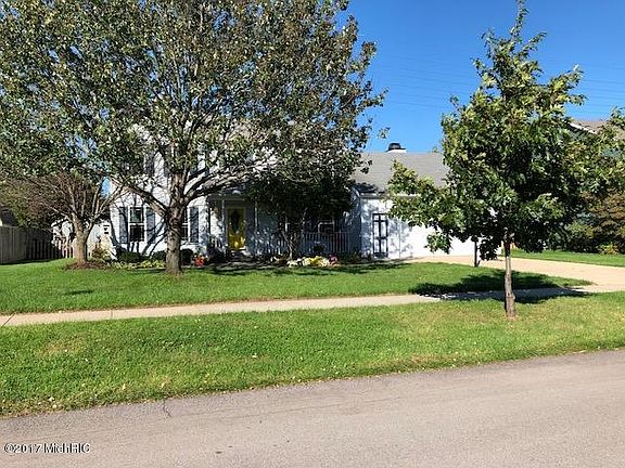 3rd image of 2847 Southfork Dr