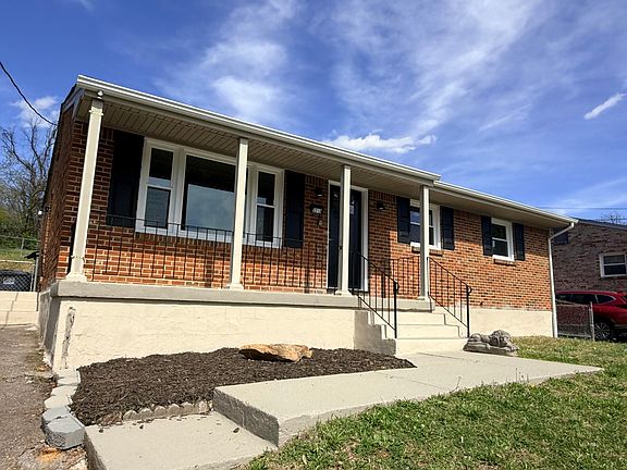 2nd image of 3213 Forest Park Blvd NW