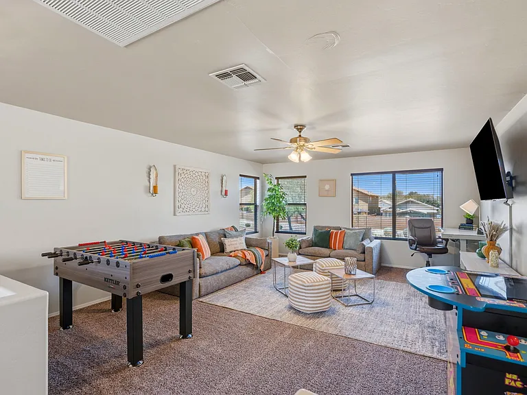 458 W Cedar Chase Dr — Photo 33