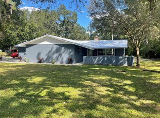 17818 Deerfield Dr, Lutz, FL 33558