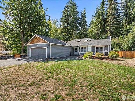 2nd image of 7201 Piedra Drive SW