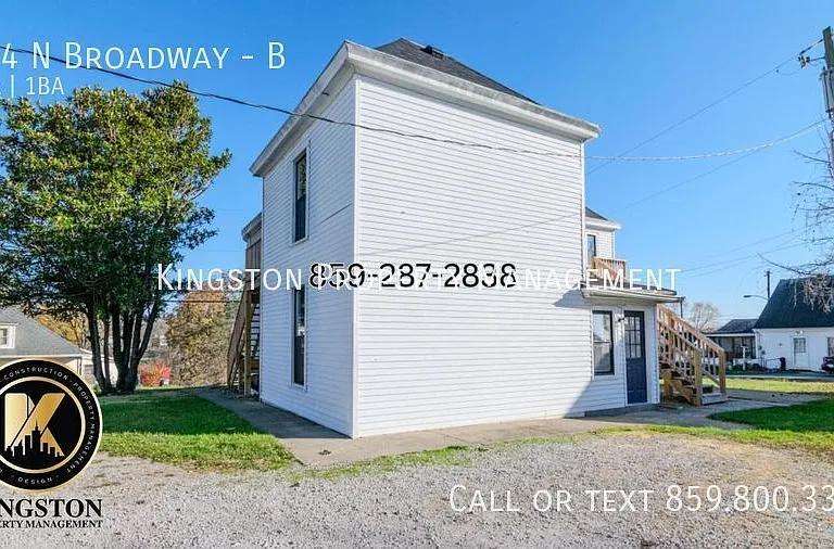 544 N Broadway St #B — Photo 6