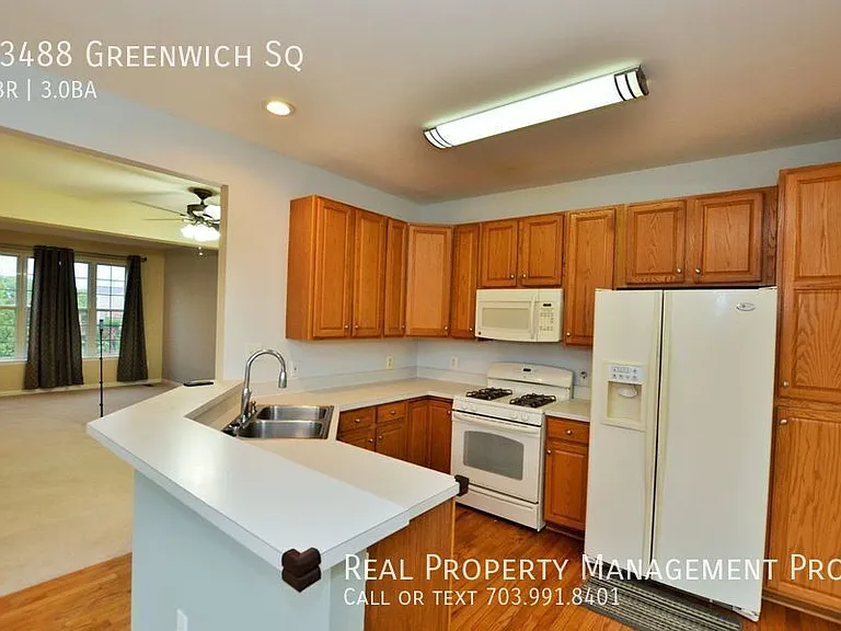 43488 Greenwich Sq — Photo 3