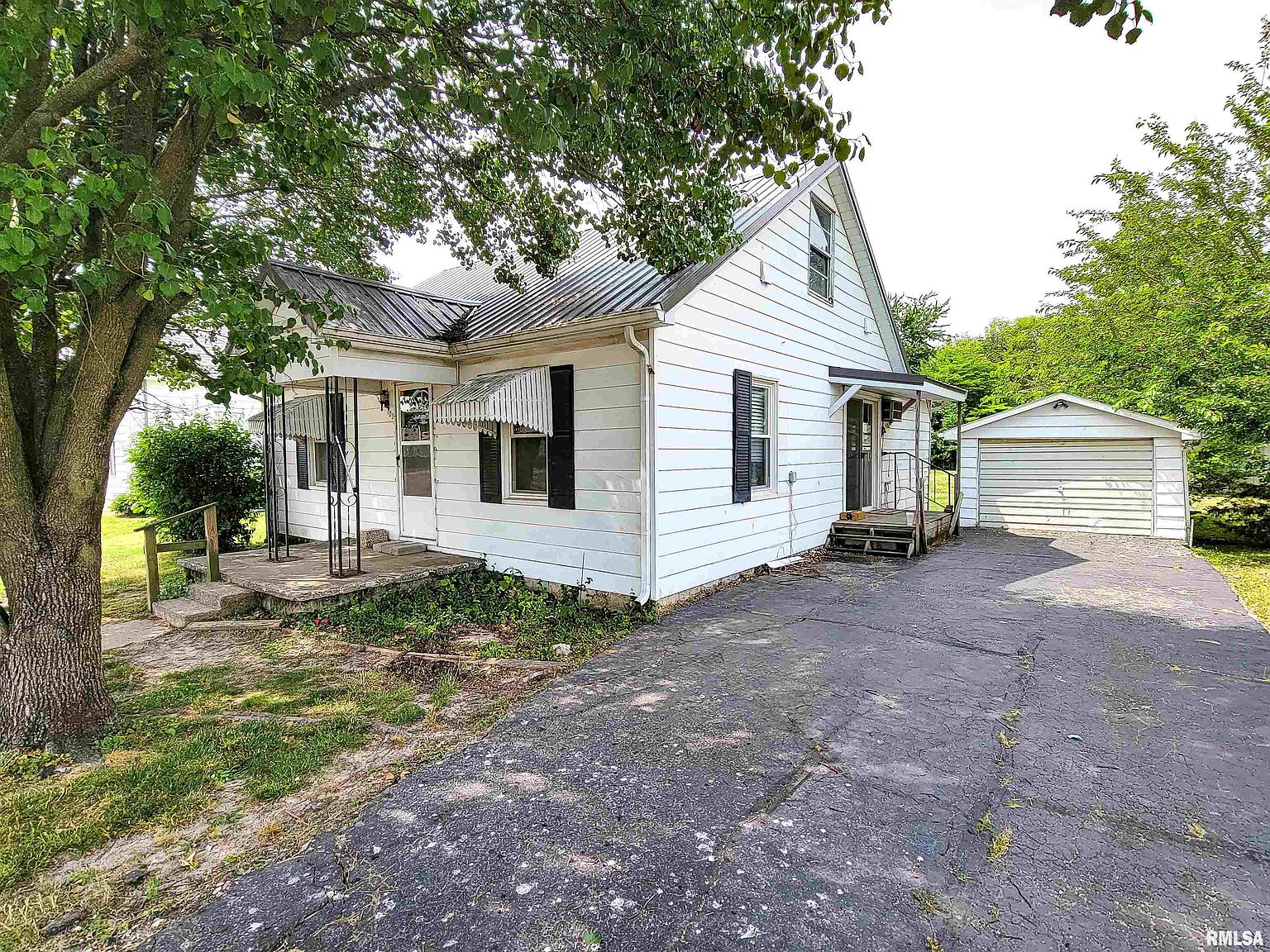 103 Mulberry St, Cisne, IL 62823 Zillow
