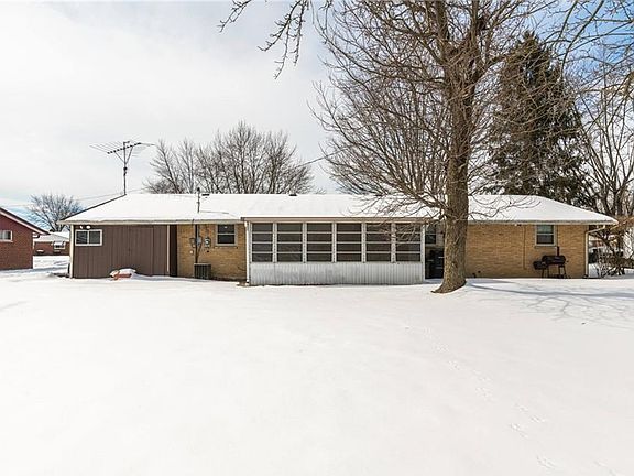 2nd image of 304 Palmwood Dr