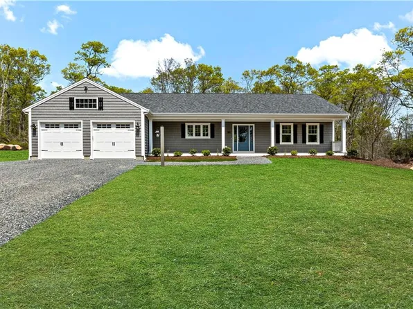 80 Pershing Ave, Tiverton, RI 02878