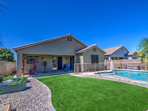 3rd image of 1260 W LOEMANN Drive