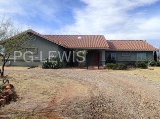 1995 N Chula Vista Rd, Huachuca City, AZ 85616