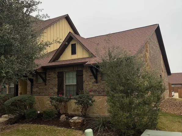 3011 Towers Pkwy, College Station, TX 77845