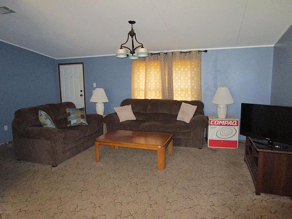 2nd image of 4780 Acacia St