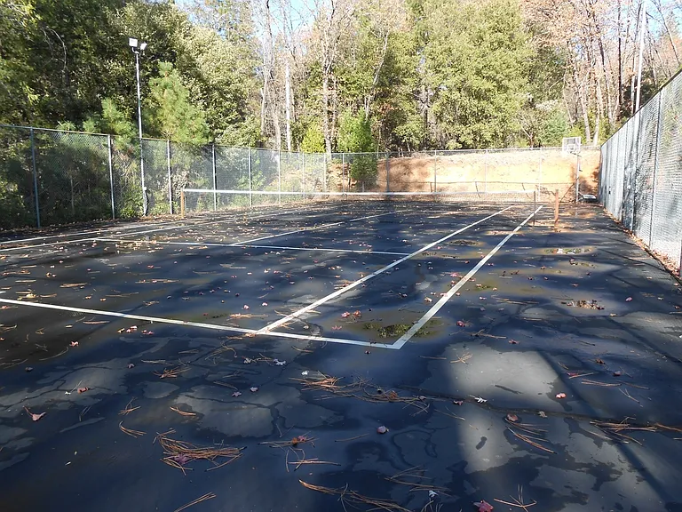 4896 Chateau Way — Photo 25