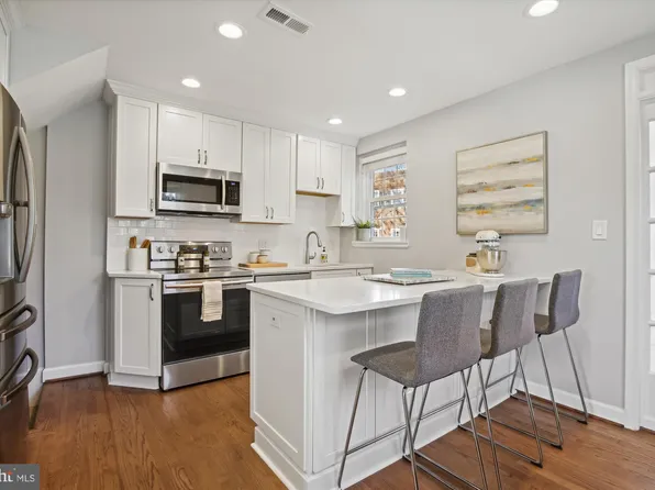 4847 28th St S #A, Arlington, VA 22206