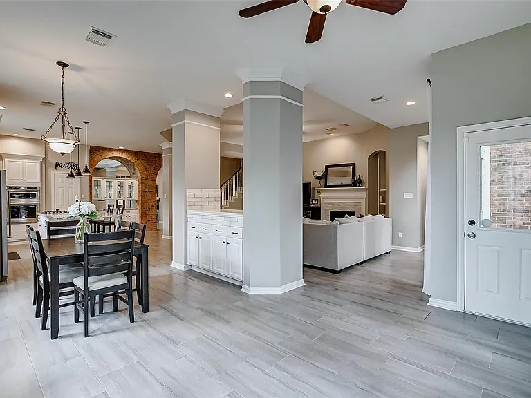 18207 Red Eagle Ct — Photo 8