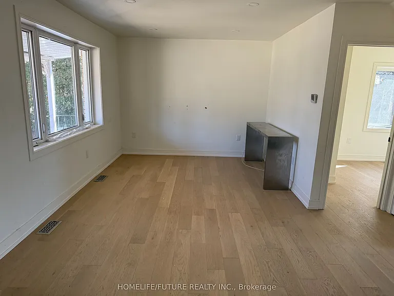 32 Homestead Rd #MAIN — Photo 10