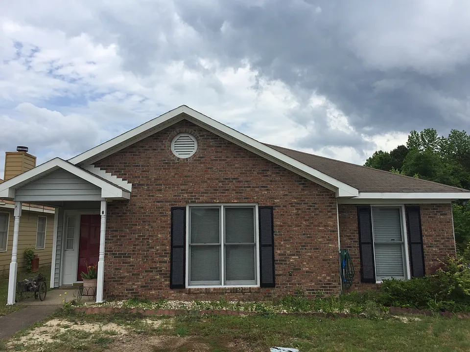 7044 Stoneybrook Dr