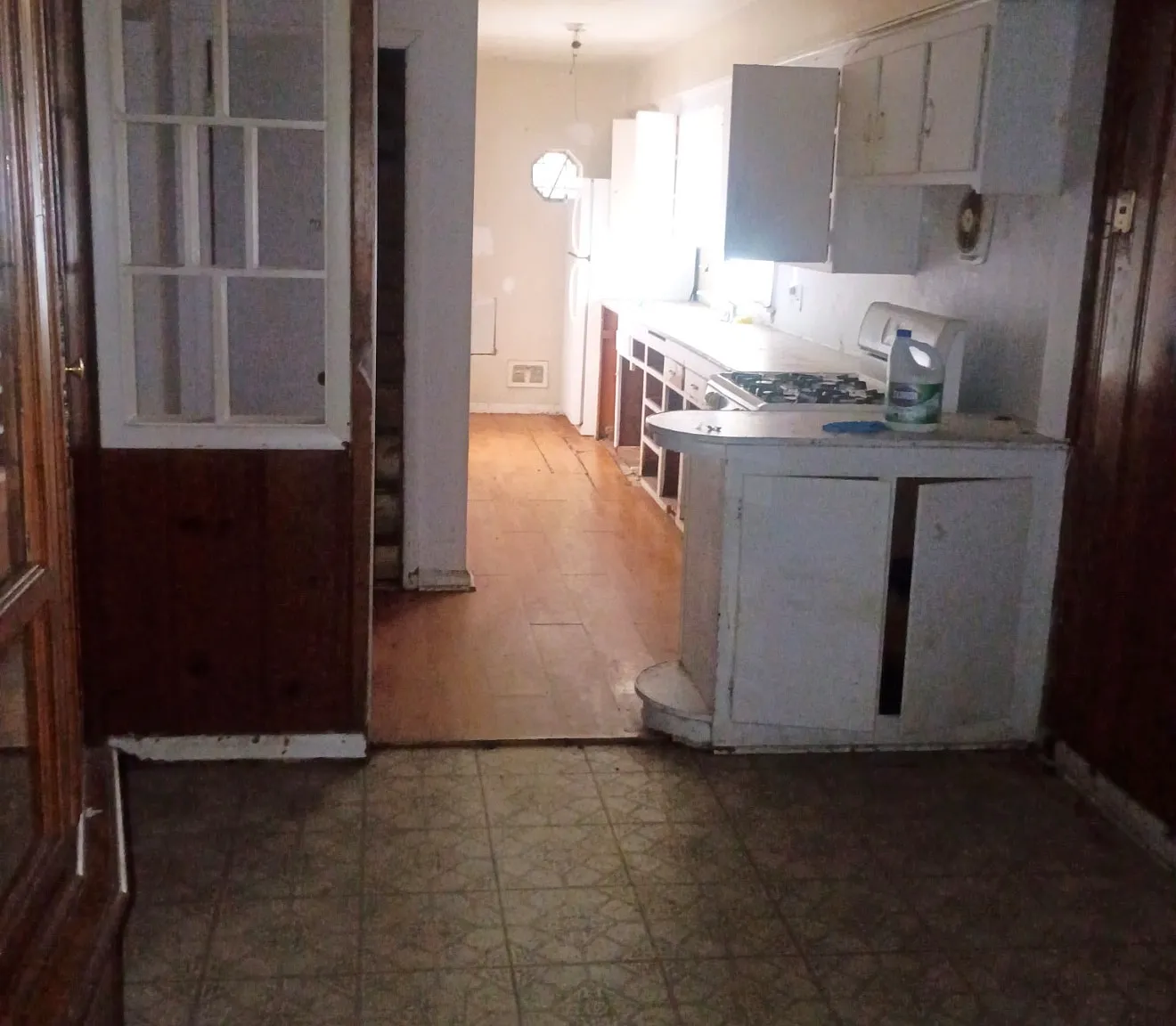 3 bed, 995 sqft, $500 — Photo 3