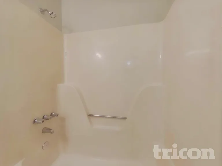 126 Woodberry Ct — Photo 17