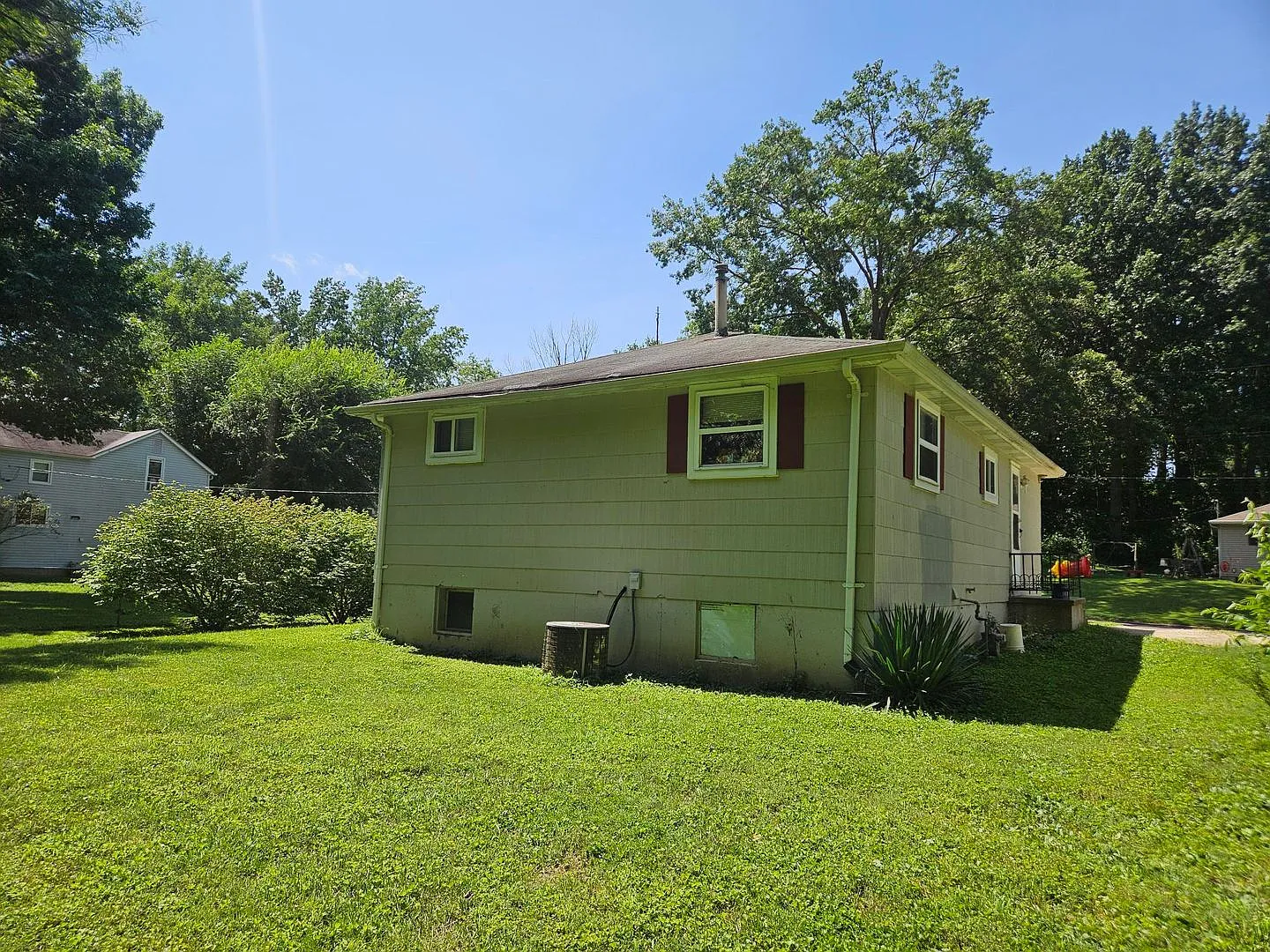 Single Family Rental Home - 3BR-1BA - New Haven MO 63068 — Photo 2