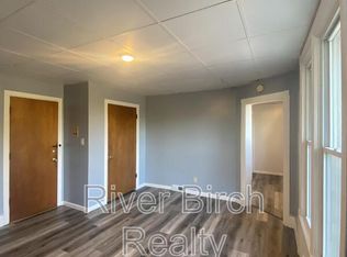 909 S 8th St #5, Springfield, IL 62703